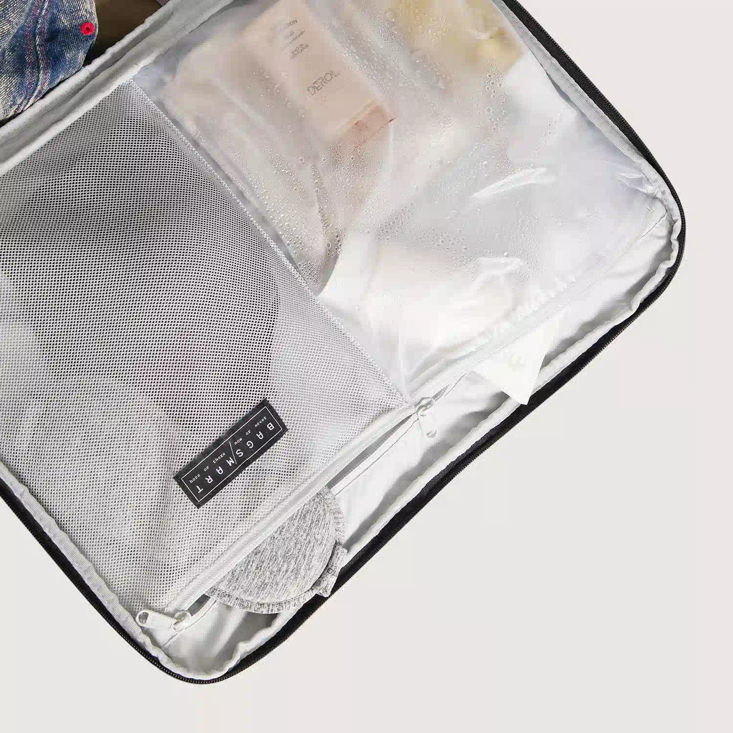 Blast Pro 40L Travel Backpack - Image 17