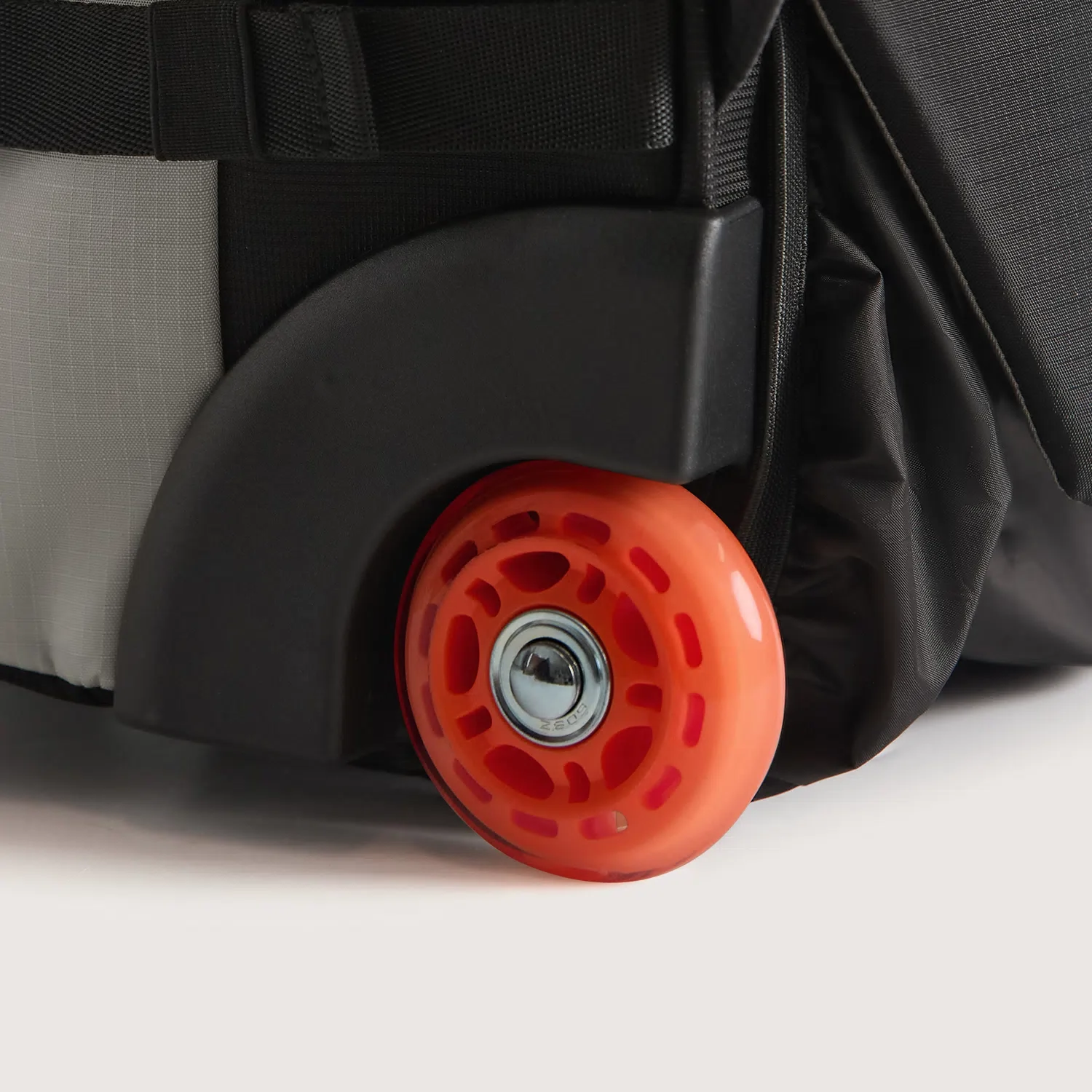Blast 43L Roller Backpack - Image 45