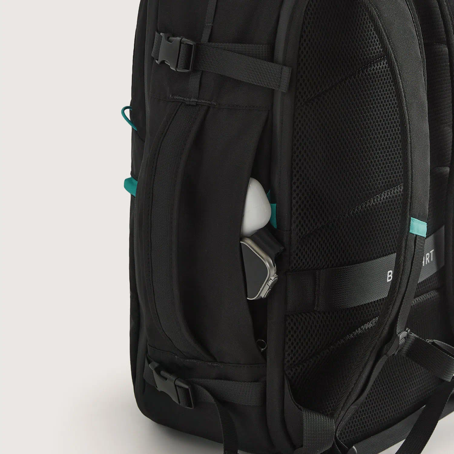 Faro 29L Carry On Travel Backpack Set - Image 54